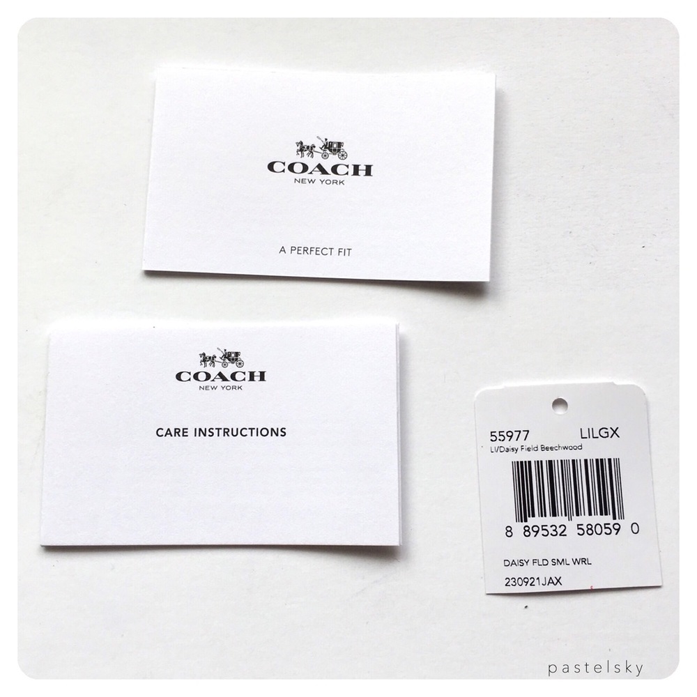 🆕 COACH springtime zippered wristlet - Picture 8 of 8